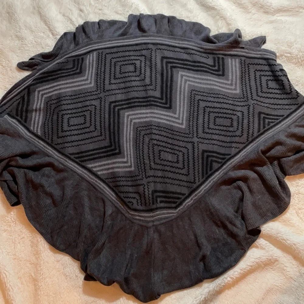 NWT RIKKA Shaw‎